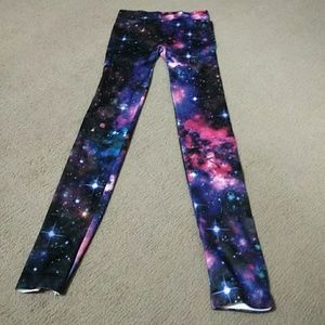 Galaxy print leggings